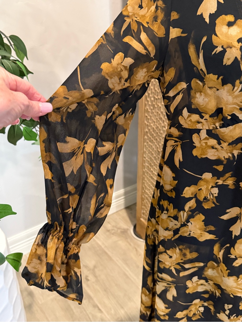 NWT A New Day Sheer Black & Mustard Floral Long Sleeve Maxi Dress Women’s Small - Picture 4 of 11